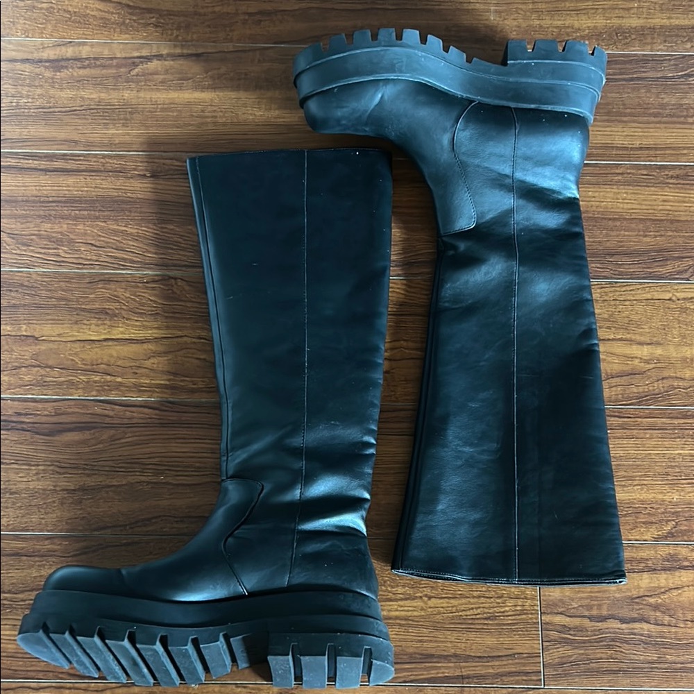 ZARA premium Over-the-knee boots with chunky Sole - Picture 3 of 3